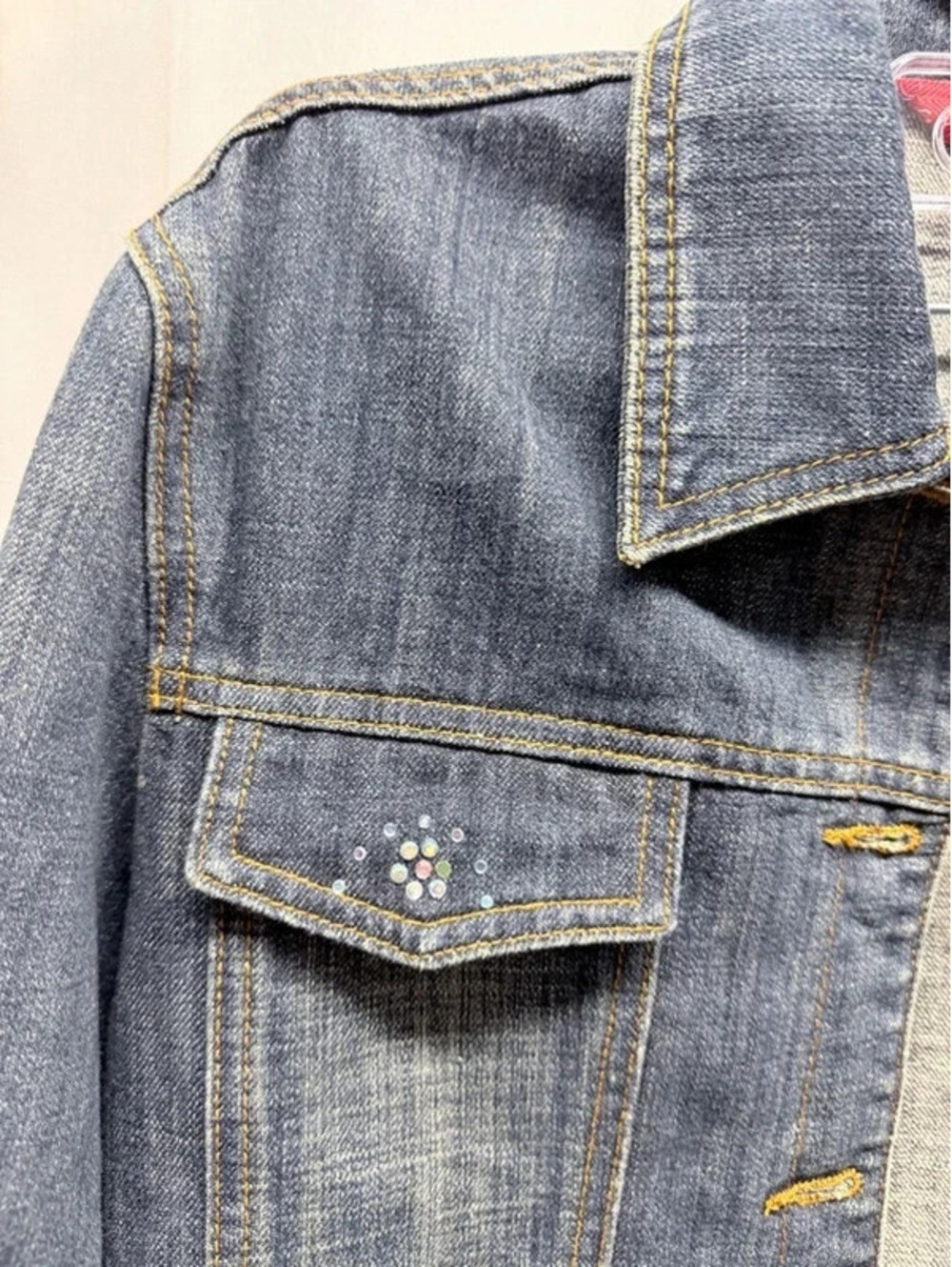 Cosmopolitan Jean Jacket - Picture 3 of 7